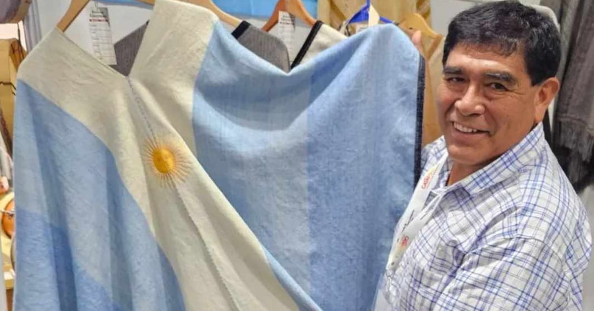 poncho salteño Japón