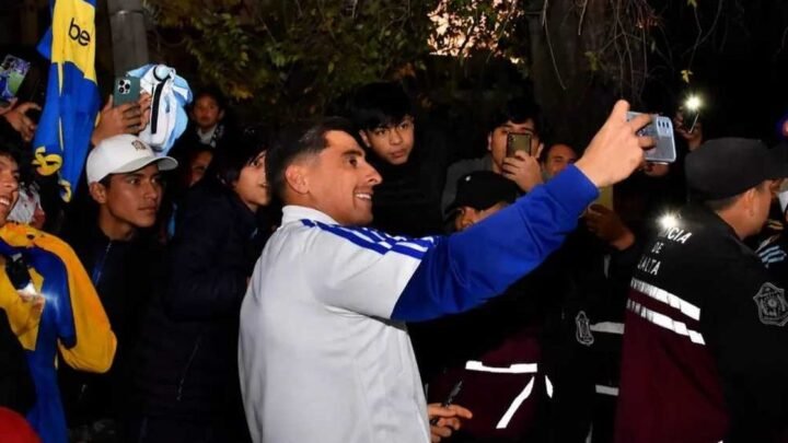 bienvenida de los hinchas a Boca