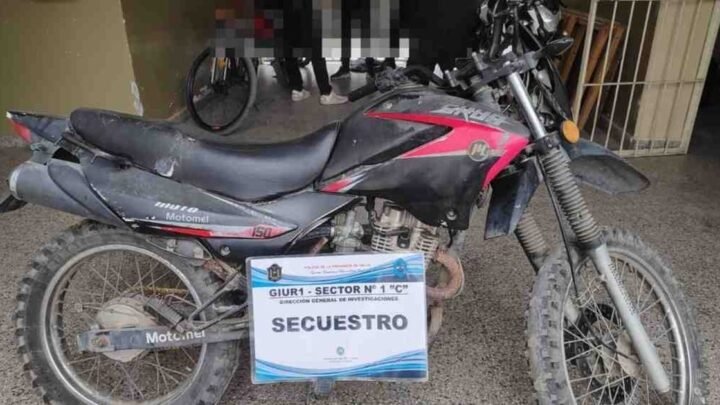 Capital Joven demorado moto robada