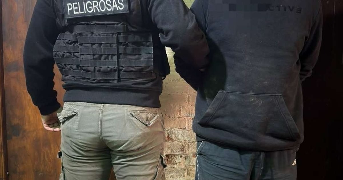 detienen a un hombre con cocaína
