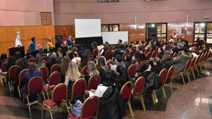Oratoria y Comunicación Efectiva