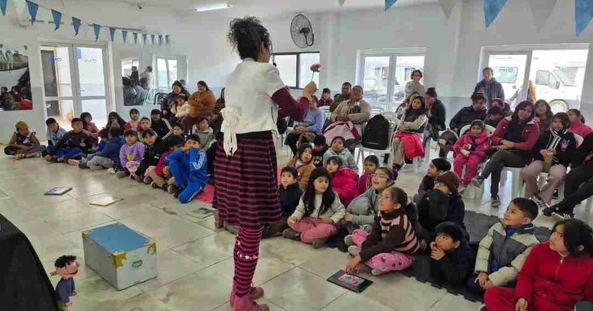 teatro en el CIC de Sta. Cecilia