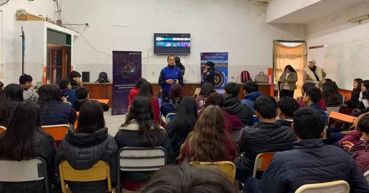 estudiantes de Tartagal capacitados