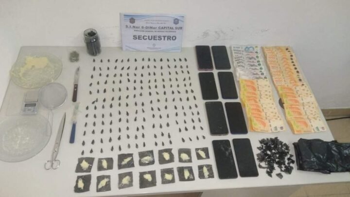 mujer detenida en Solidaridad