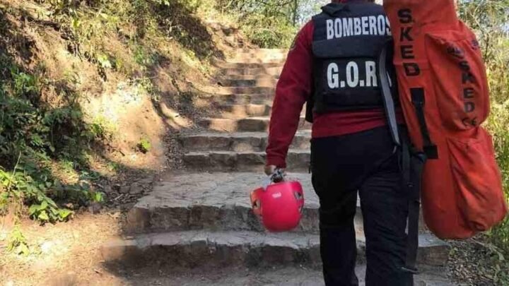 rescate mujer cerro San Bernardo