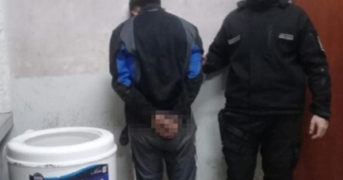 hombre demorado lavarropas barrio 9 de Julio