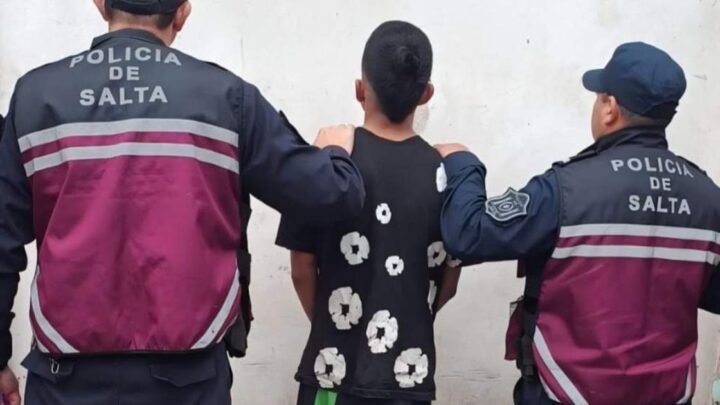 Detenido tras robar prendas