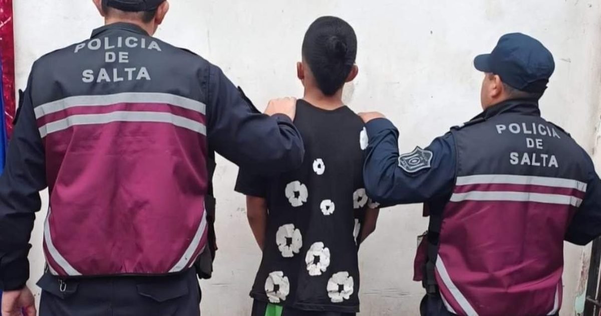 Detenido tras robar prendas