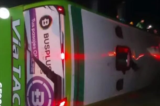 micro volcó Carmen de Areco Ruta 7 cerca debido fuertes vientos