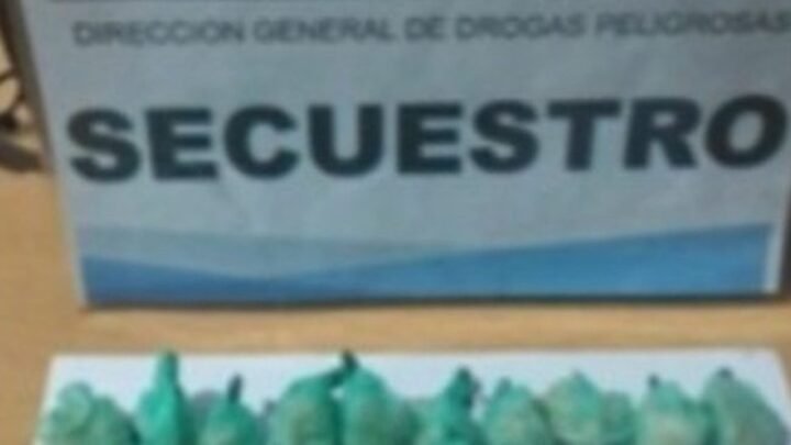 motociclista con cocaína en Apolinario Saravia