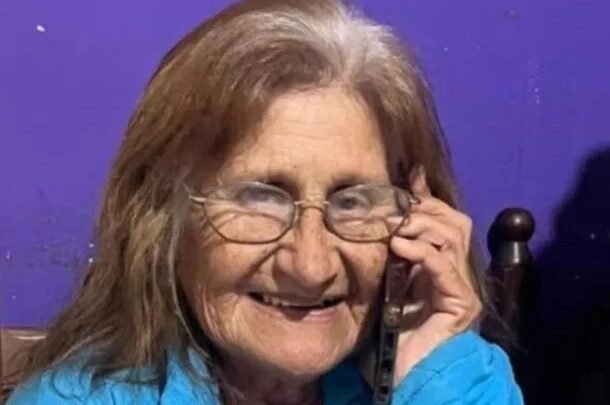 Victoria Aguirre Hallan sin vida jubilada 79 años perrita zanjón