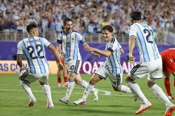semifinal Mundial 2026 Inglaterra Argentina preparan cargada