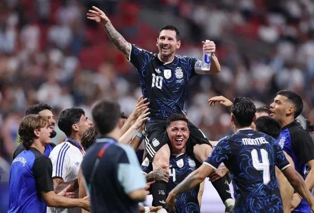 Lionel Messi: "Hay gente que no tiene trabajo, que vive peleando"