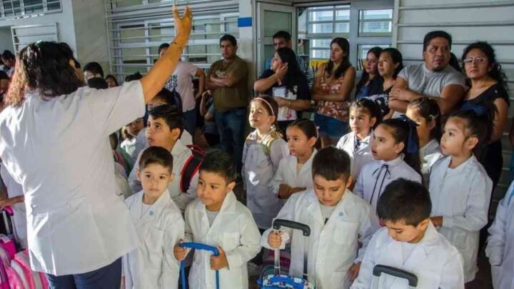 préstamos ADP Aumento hasta 400 refleja endeudamiento docente
