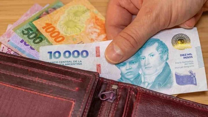 Los salarios registrados en mayo sufrieron una caída acumulada del 4,2% en nueve meses