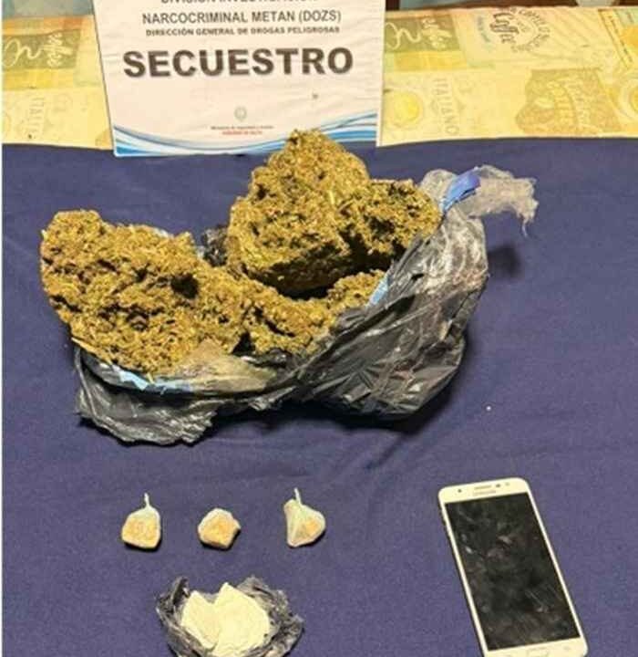 Metán: Remisero imputado tras ser encontrado con sustancias estupefacientes