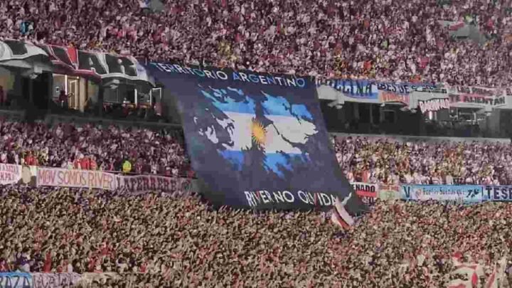 Prohibieron a los hinchas ingresar al estadio con banderas de Malvinas para el partido ante Inglaterra