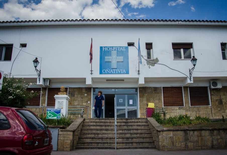 Salud busca cobrar deudas millonarias de nueve obras sociales con hospitales, con OSPRERA bajo la lupa