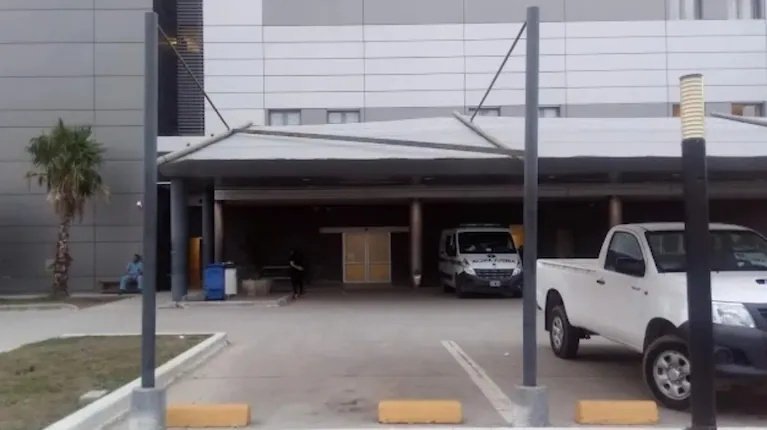 Santiago del Estero: un adolescente se resistió al robo de su campera y recibió un disparo a la salida de una fiesta de 15