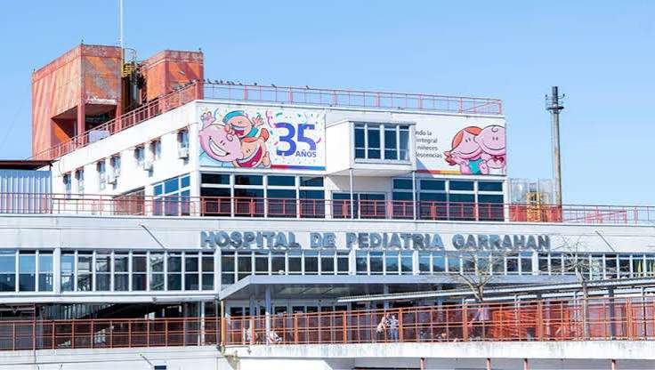 Iruya quemaduras Garrahan Niña 70 cuerpo es trasladada