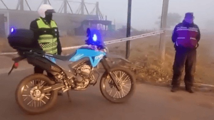 Se incendió una casilla en barrio Grand Bourg y movilizó un amplio operativo de emergencia