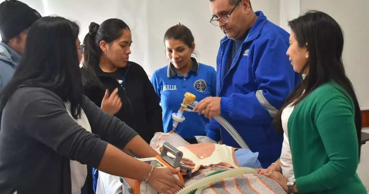 SAMEC capacitación equipos biomédicos
