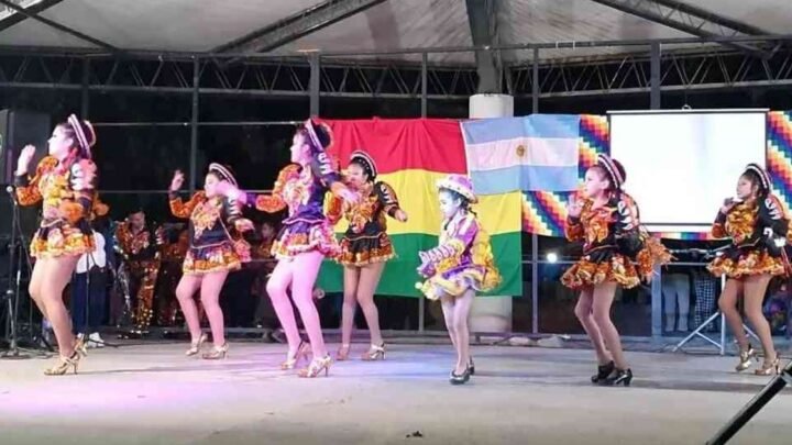 Salta celebra a Bolivia