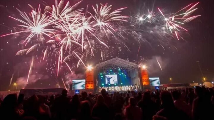 festival por sus 215 años