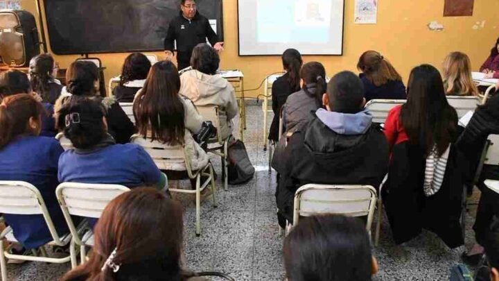 Municipalidad continúa realizando capacitaciones ante sismos