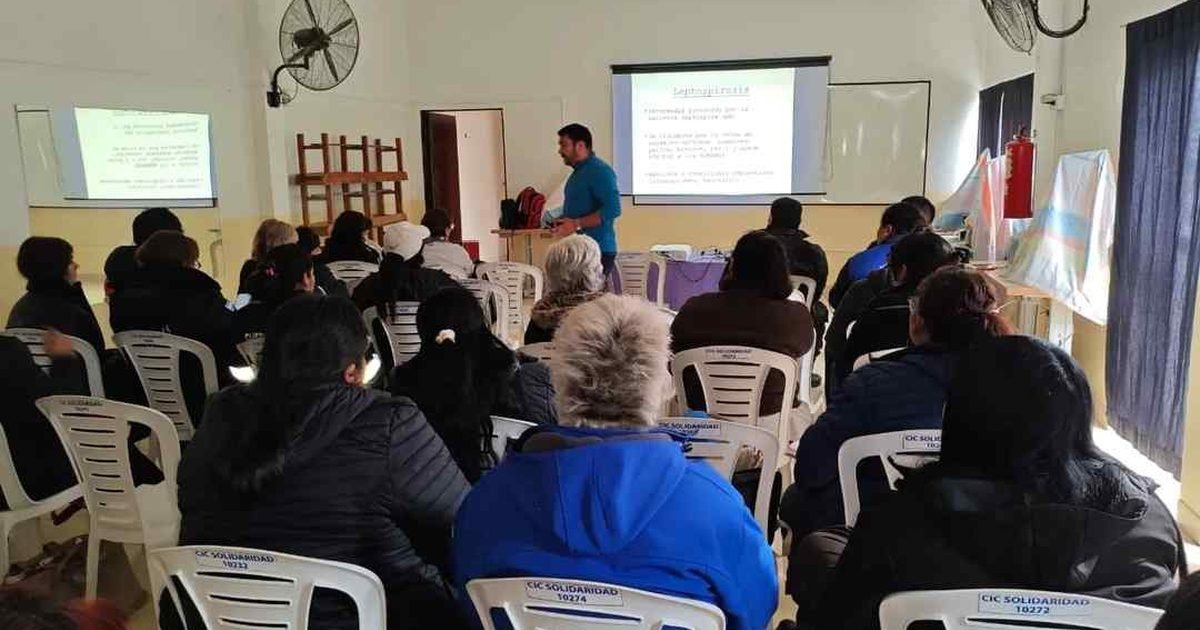 charla sobre leptospirosis