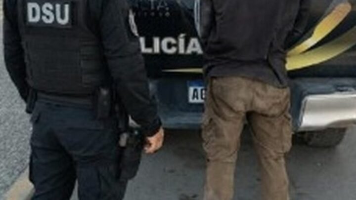 hombres con pedido de captura