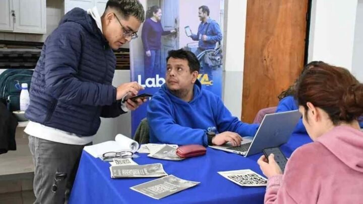 Más 50 personas recibieron asesoramiento Laburá