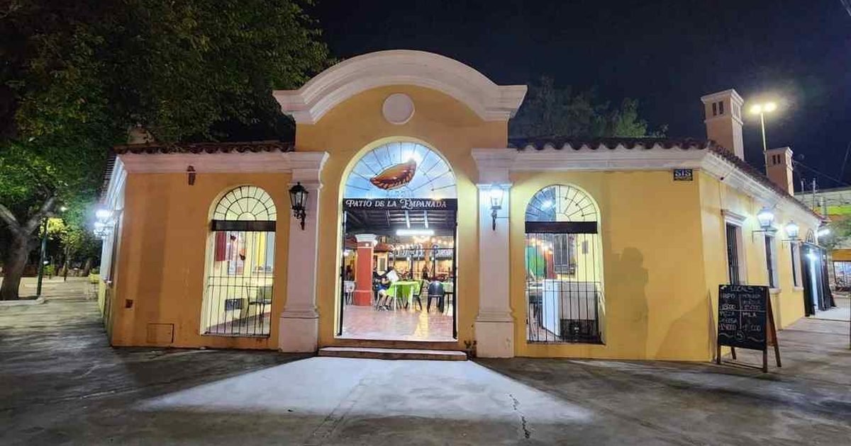 Patio de la Empanada