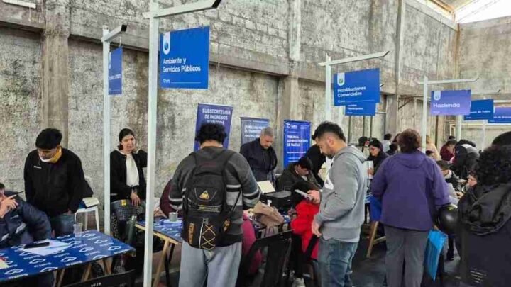 Municipalidad acercó servicios vecinos zona oeste