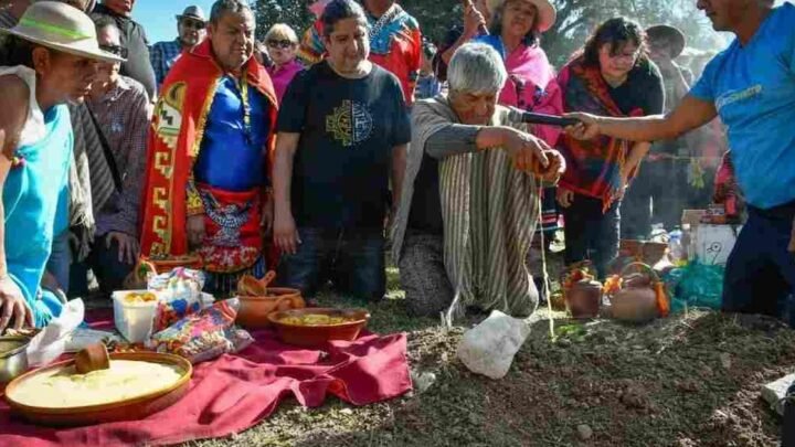 Tradicional Convite a la Pachamama