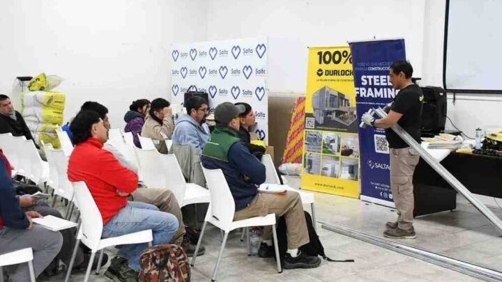 Capacitación empleo forman mano obra especializada