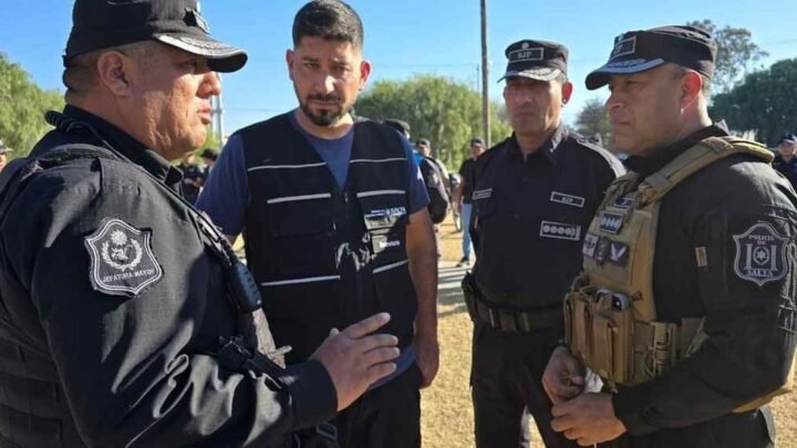 operativo policial barrio La Paz