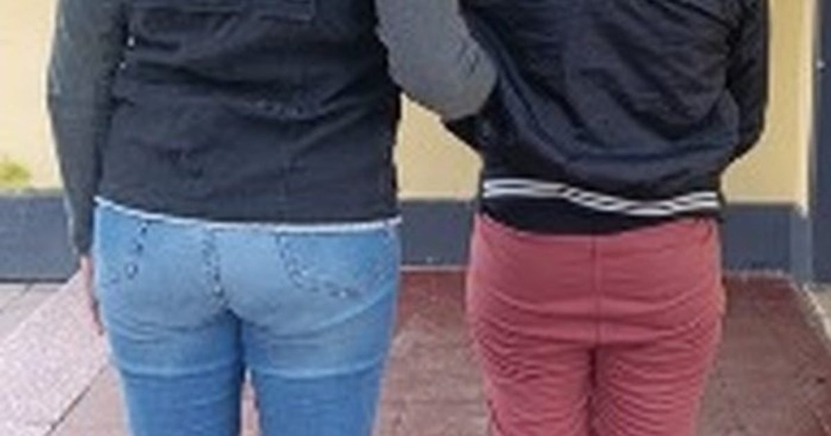 detienen a mujer por robo