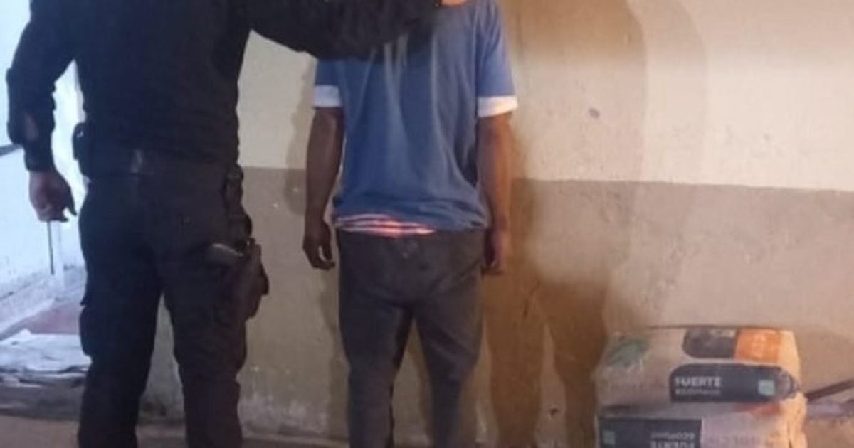 LasLajitas Policía demoró dos hombres hurto