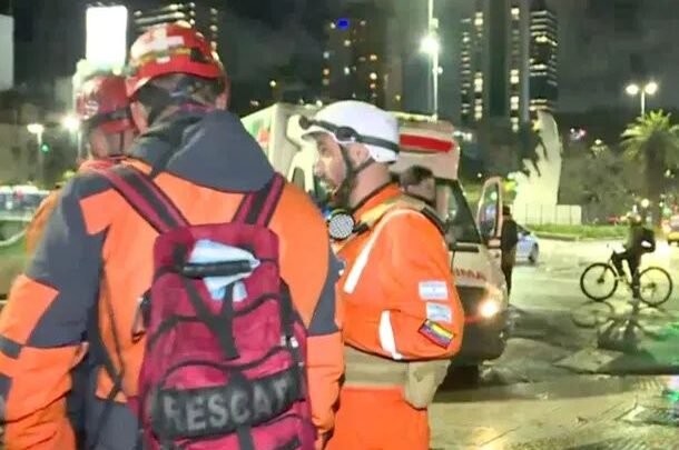 Brutal represión: hirieron en la cabeza a una fotógrafa en las inmediaciones del Congreso