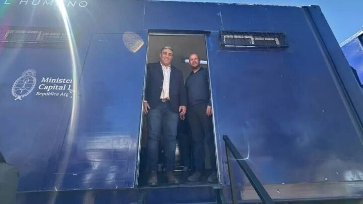 Tren 25 Mayo llegó Cerrillos más