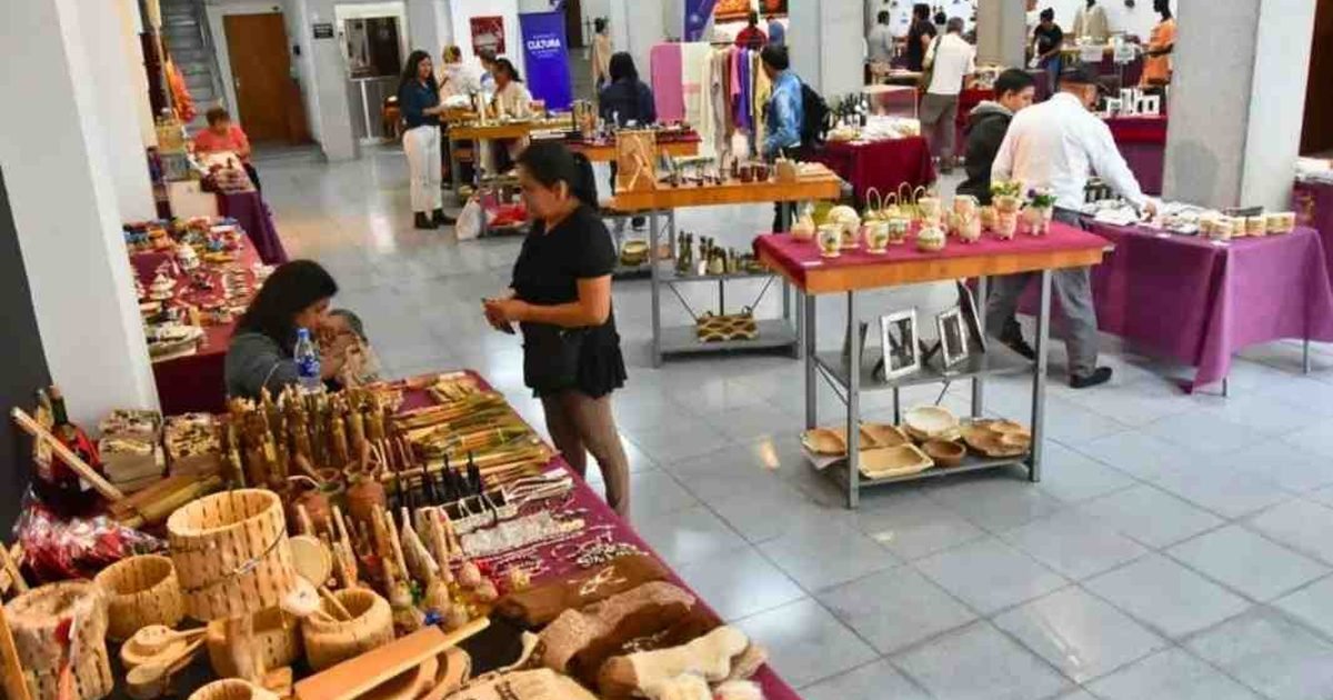 Feria Artesanal Hecho en la Tierra del Milagro