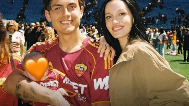 Paulo Dybala compartió una tierna postal familiar junto a Oriana Sabatini y su hija Gia