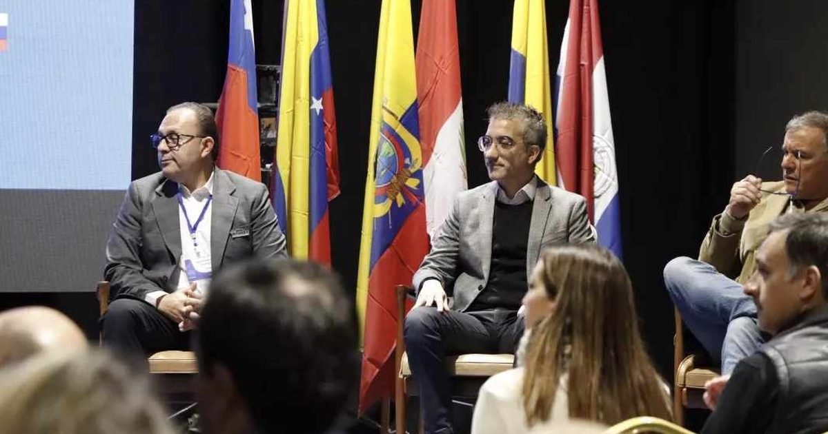 Salta expuso modelos gestión turística Uruguay