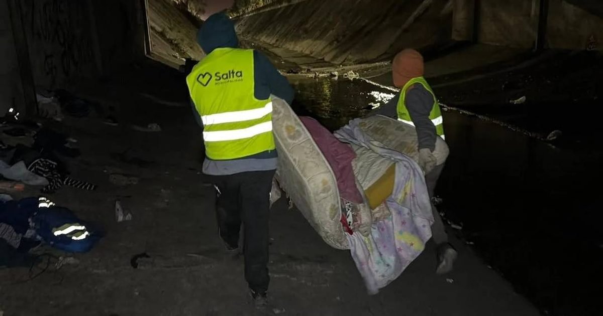 operativo de desalojo canal Yrigoyen