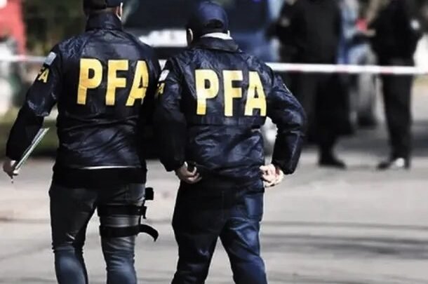 Lomas del Mirador: un efectivo de la Policía Federal abatió a un presunto delincuente tras un intento de robo