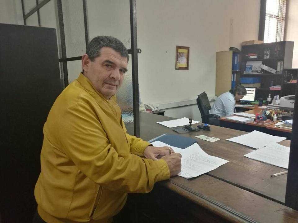 Libertad Avanza Salta Interna Alfredo Olmedo posiciona como constructor espacio