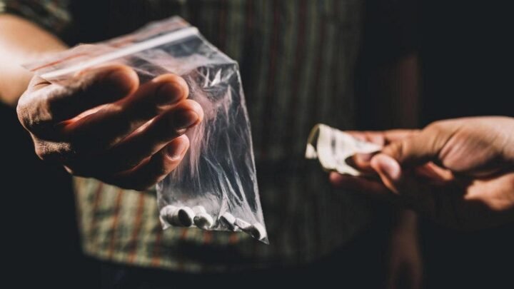 Cayeron en Orán: una pareja fue imputada por vender drogas en el barrio Estación