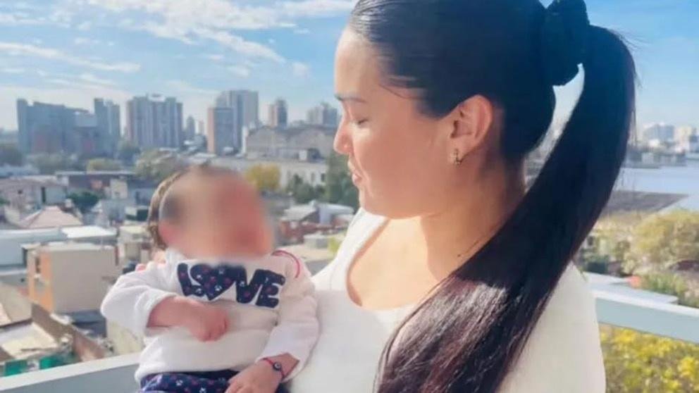 Tragedia en Avellaneda: una suboficial de la Policía Federal Argentina fue hallada sin vida junto a su beba