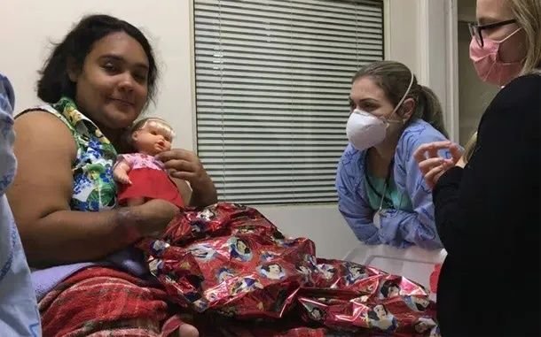 Detuvieron a una mujer de 37 años que se hacía pasar por una niña de 12 para estafar familias